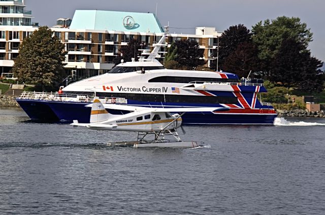 De Havilland Canada DHC-2 Mk1 Beaver (C-FMXS) - Beaver in Victoria Harbour.