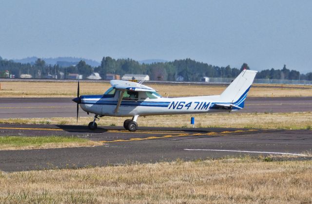 Cessna 152 (N6471M)