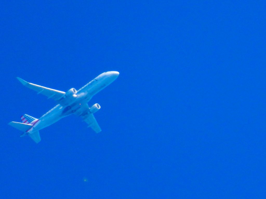 Embraer 175 (N236NN) - ENY3670br /ORD-TULbr /10/05/21