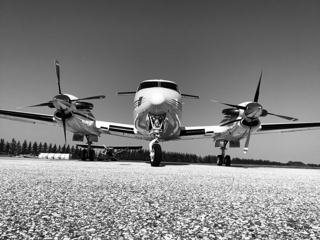 Beechcraft Super King Air 350 —