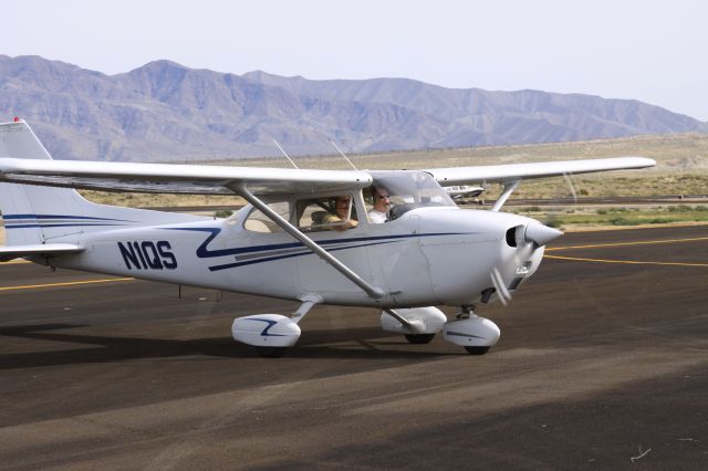 Cessna Skyhawk (N1QS)