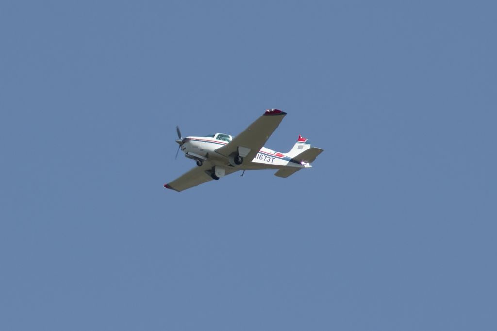 Beechcraft Bonanza (36) (N1673T)