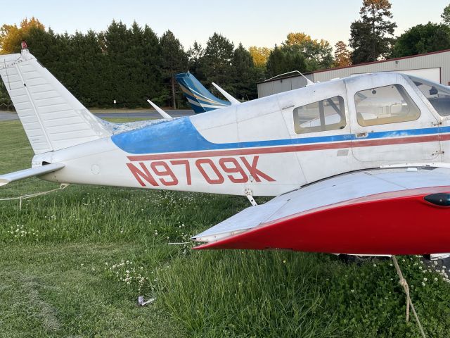 Piper Cherokee (N9709K)