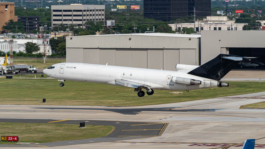 صورة JUS BOEING 727-200 (N726US) - FlightAware