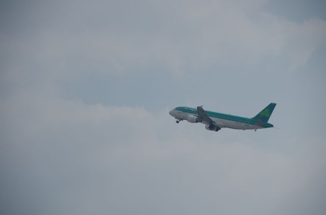 Airbus A320 —