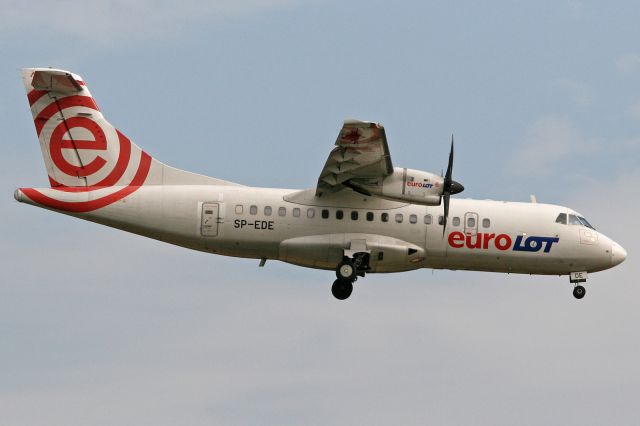 ALENIA Surveyor (ATR-42-500) (SP-EDE)