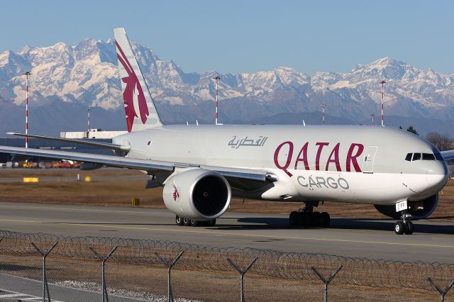 Boeing 777-200 (A7-BFV)