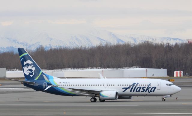 Boeing 737-800 (N518AS)