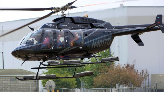 Bell 412 (N401T)