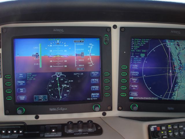 Cirrus SR-22 (N521CM)