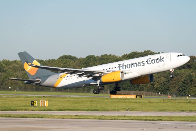 Airbus A330-200 (G-TCXC)