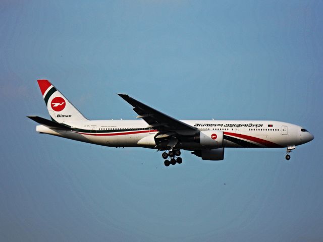 Boeing 777-200 (S2-AHL)