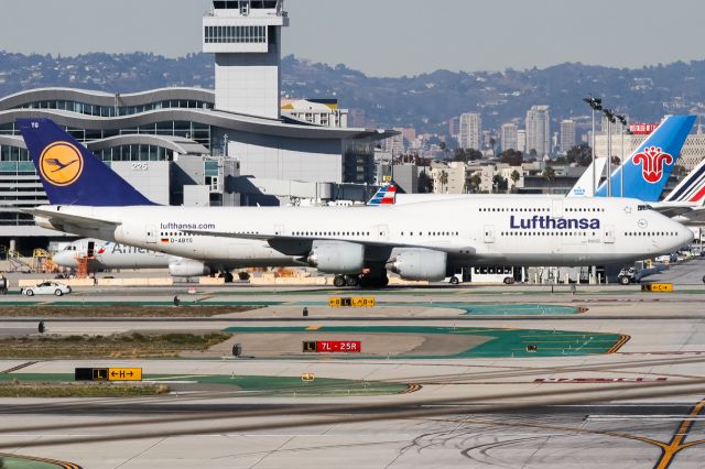 BOEING 747-8 (D-ABYG)