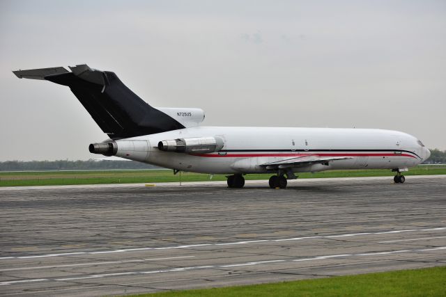 BOEING 727-200 (N725US) - Recent addition to the USA Jet fleet. 727-225(ADV)F. Originally built for Eastern Airlines as N8885Z. 1979 build, S/N 21854, Line # 1532. Previous Operators Cargojet Canada as C-GCJZ and Miami Air as N889MA. YIP today 05-09-19