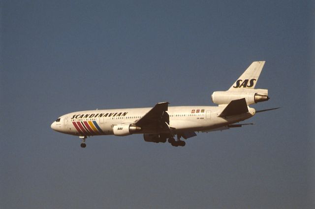 McDonnell Douglas DC-10 (OY-KDA) - Final Approach to Narita Intl Airport Rwy34 on 1988/04/16