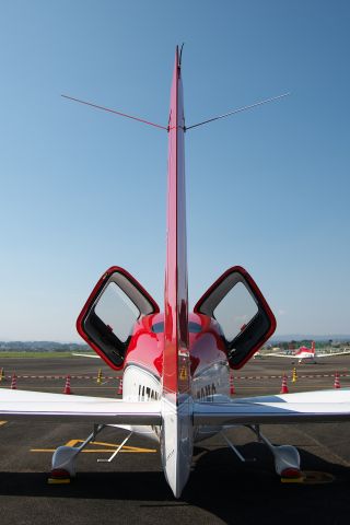 Cirrus SR-22 (JA73MC) - Cirrus SR22br /Civil Aviation College(MIYAZAKI.JPN)br /独立行政法人 航空大学校
