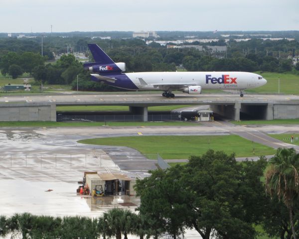 Boeing MD-11 (N602FE)