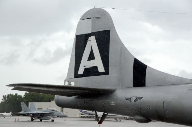 Boeing B-29 Superfortress (N529B) - Old and new, B29 juxtaposed with FA-18.