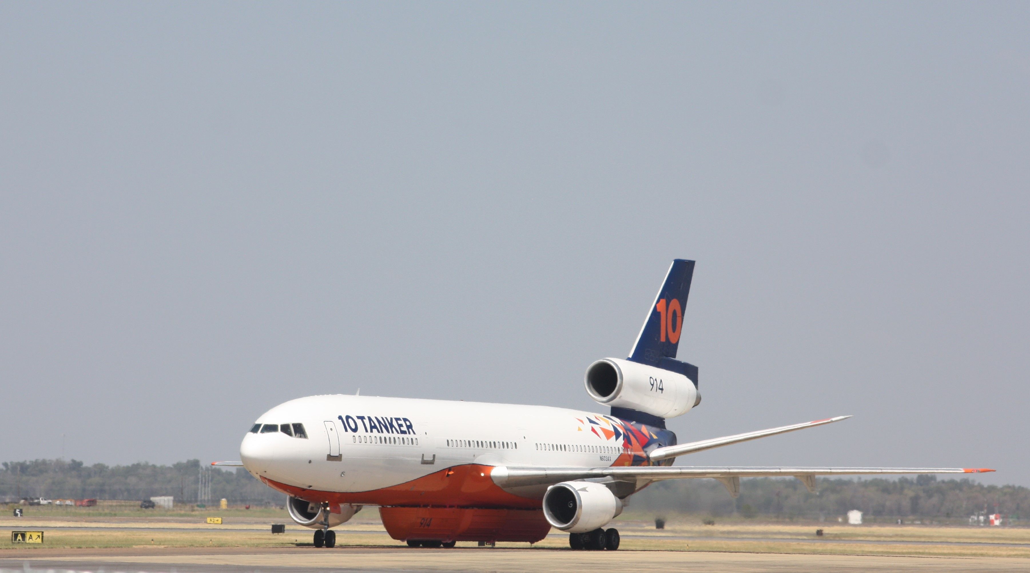 McDonnell Douglas DC-10 (N603AX)