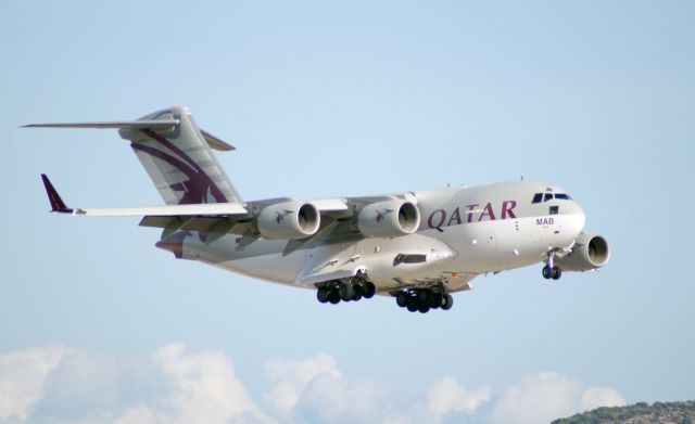 Boeing Globemaster III (A7-MAB) - Qatar Amiri Flight C17 ready to land in Athens 