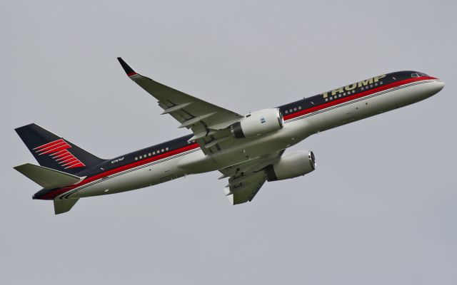 N757AF — - trump n757af dep shannon 30/6/14.