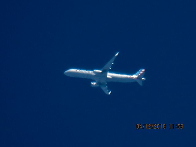 Airbus A321 (N116AN)