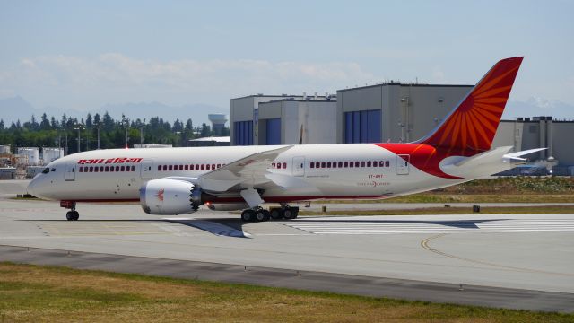 Boeing 787-8 (VT-ANY) - BOE253 taxis to the Boeing North ramp on completion of a C1 flight on 6.30.17. (ln 579 / cn 36296).