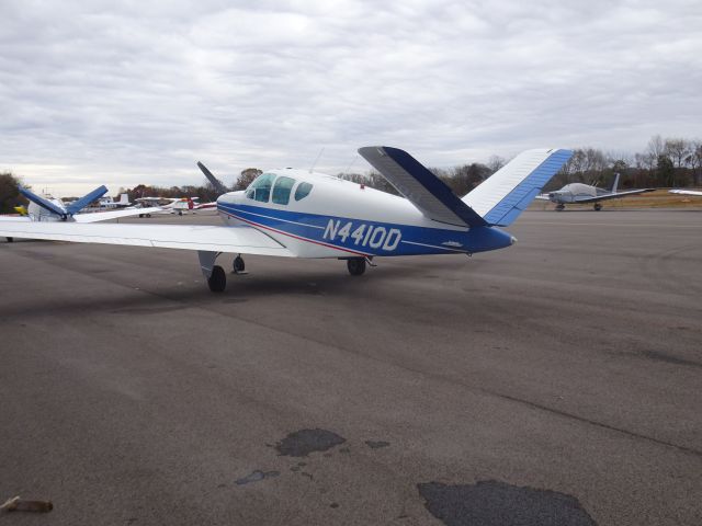 Beechcraft 35 Bonanza (N4410D)