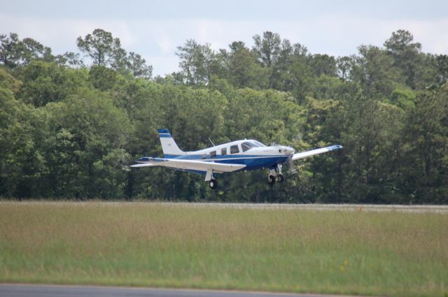 Piper Saratoga (N328HP) - Taking off of 19 at Lone Star.