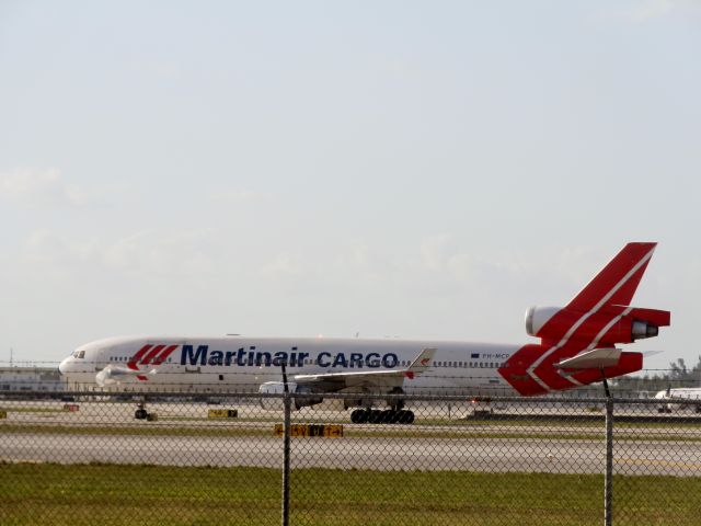 Boeing MD-11 (PH-MCP) - Taxiing,to the cargo area!