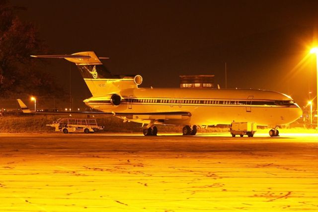 BOEING 727-200 (HZ-AB3)