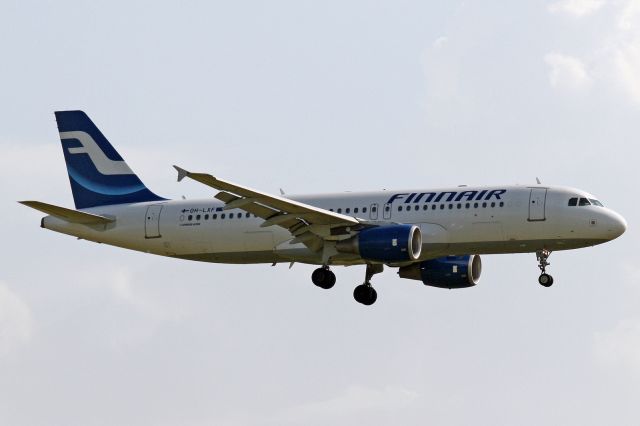 Airbus A320 (OH-LXF)