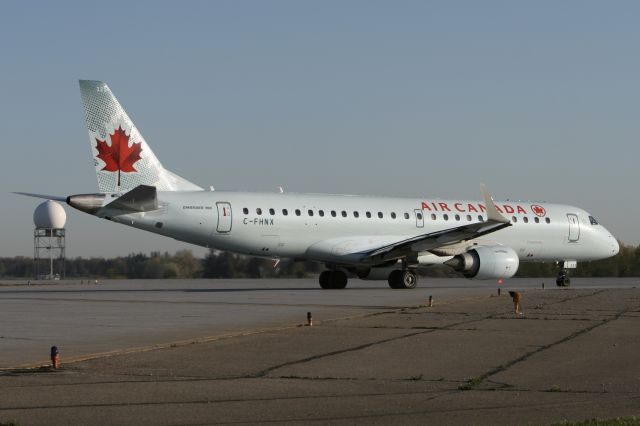 Embraer ERJ-190 (C-FHNX) - April 29, 2010 - early morning flight from London Airport via Rwy 33