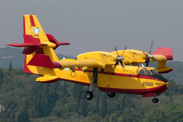 Cessna Skyhawk (N2050) - Hellenic Air Force Canadair CL-415 2050