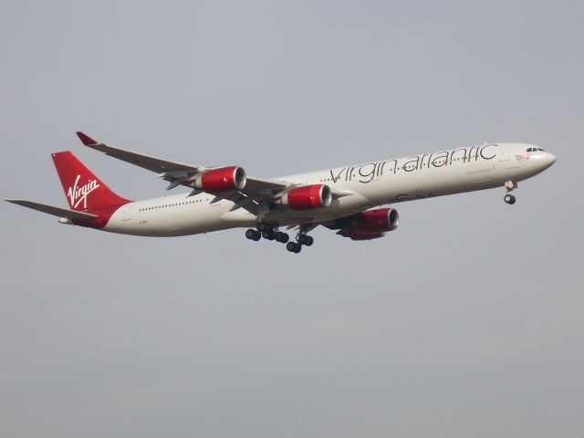 Airbus A340-600 (G-VEIL)