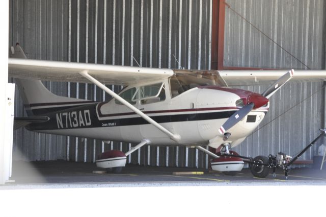 Cessna Skylane (N713AD)