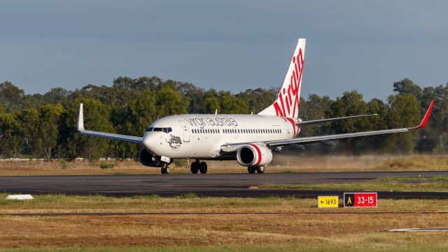 Boeing 737-700 (VH-VBZ)