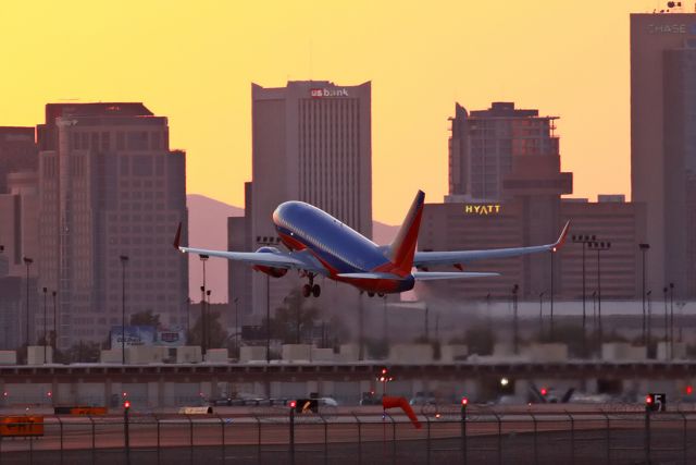 KPHX —