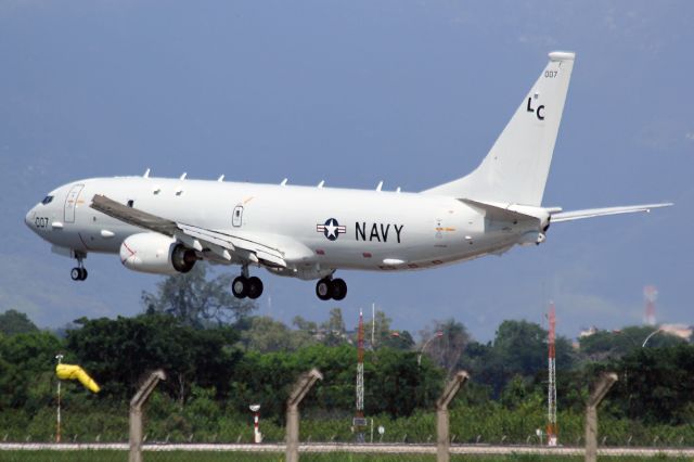Boeing 737-700 (PRU007)