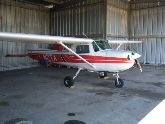 Cessna Commuter (N2TA)