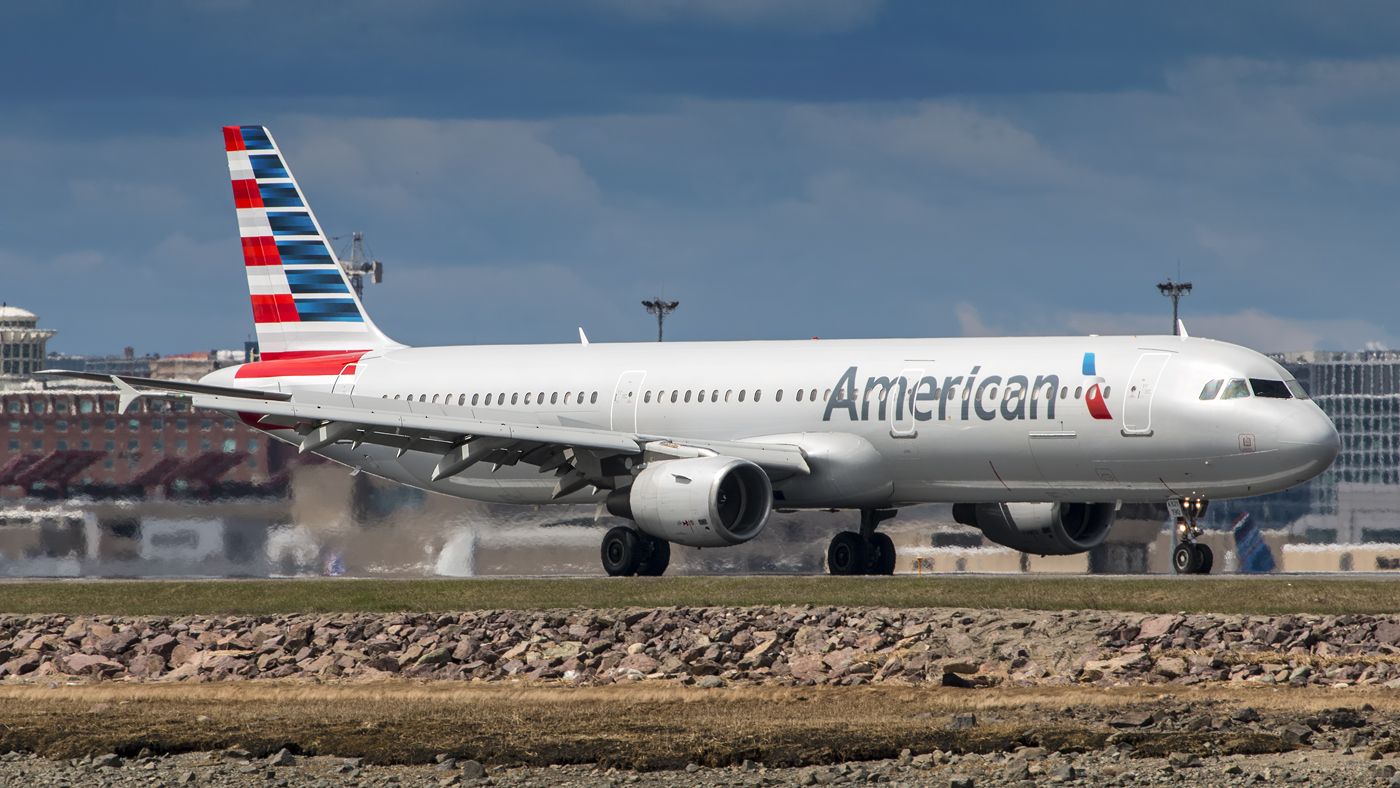 Airbus A321 (N190UW)