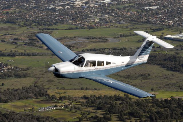 Piper Cherokee Arrow (VH-HAG)