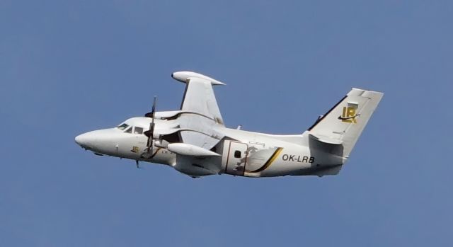LET Turbolet (OK-LRB) - turn into final aproach to DUS/EDDL 21.Oct 2019