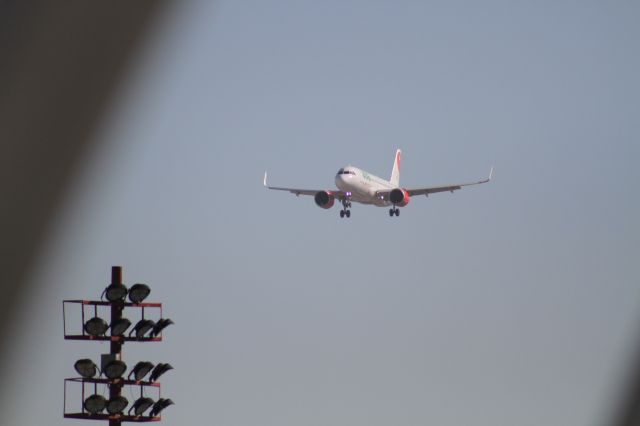 Airbus A320 (XA-VIB) - FINAL APPROACH 27 MMTJ