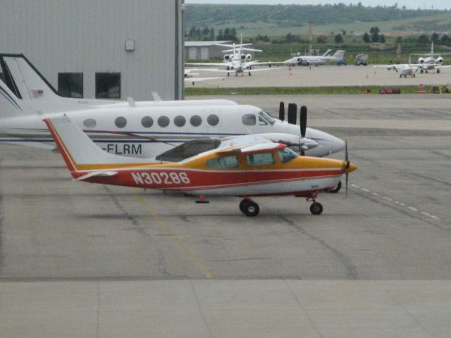 Cessna Centurion (N30286)