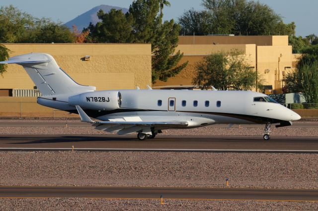 Bombardier Challenger 300 (N782BJ)