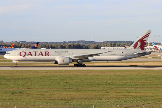 BOEING 777-300ER (A7-BEU)
