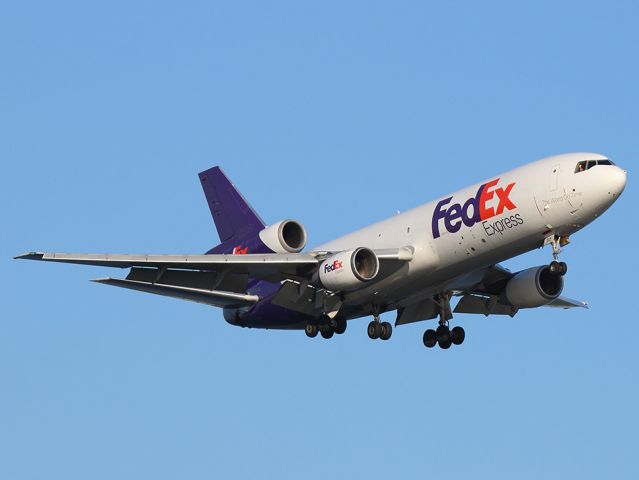 McDonnell Douglas DC-10 (N315FE)