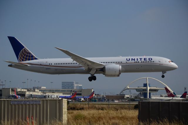Boeing 787-9 Dreamliner — - 787-9 lands 24R @ LAX.