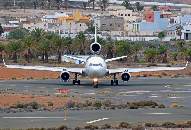 Boeing MD-11 (D-ALCB)